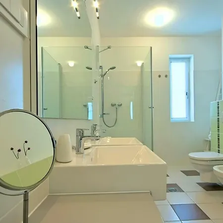 Vila Mirna Svetvinčenat